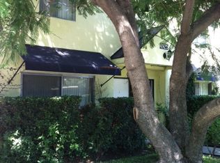 4925 Coldwater Canyon Ave #B, Sherman Oaks, CA 91423