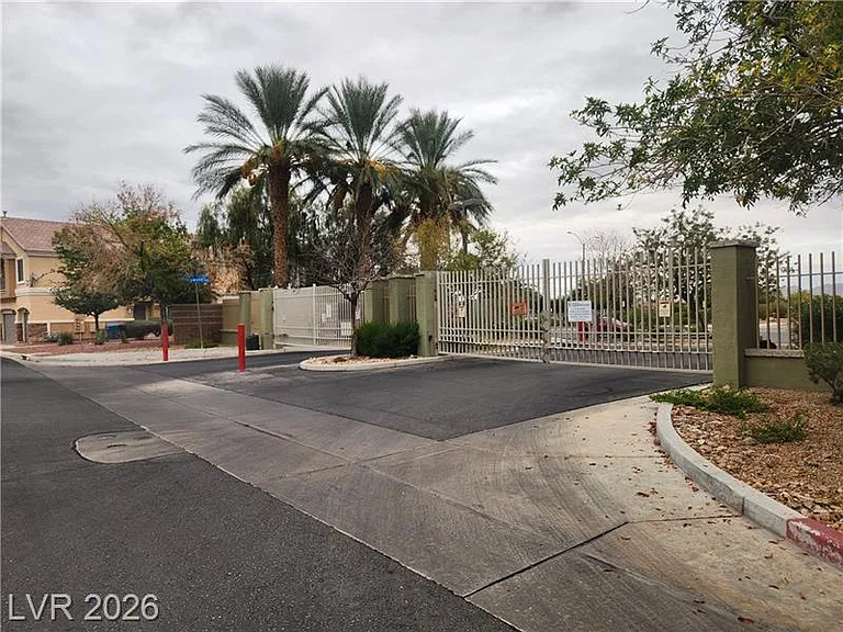 3308 Jamaica Princess Pl #2 — Photo 5