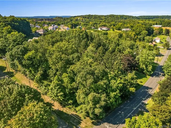 50 Caputo Road, North Branford, CT 06471