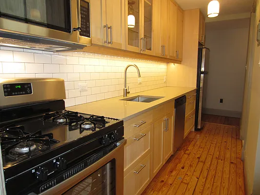 Rented by Aguayo & Huebener Brooklyn | media 7