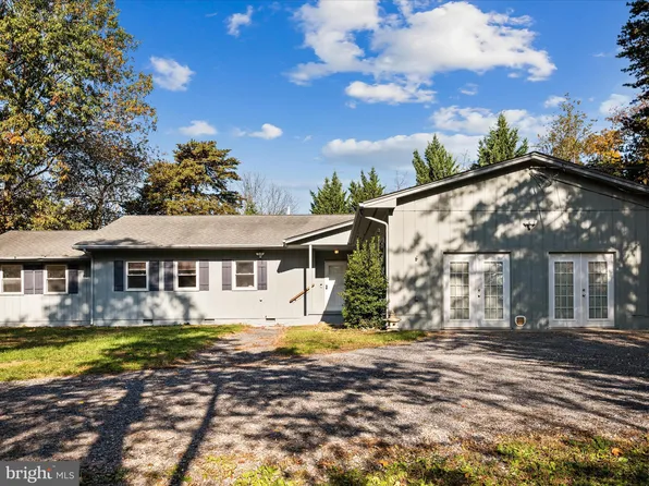 247 Vine Ln, Winchester, VA 22602