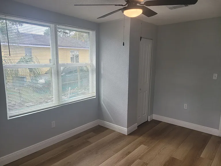 1320 Oleander Ave — Photo 31