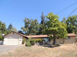 2375 Scoville Rd, Grants Pass, OR 97526
