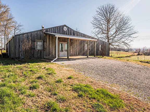 3rd image of 1110 Harris Rd