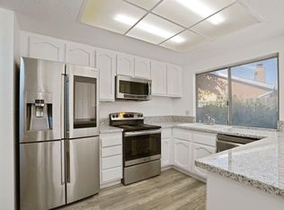 1221 Rudger Way, Sacramento, CA 95833