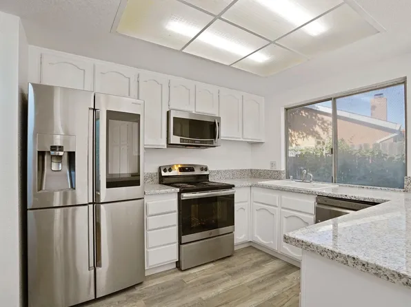 1221 Rudger Way, Sacramento, CA 95833