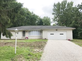 1310 Vincent Rd NW, North Canton, OH 44720