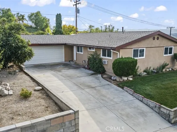 18704 Kimbrough St, Santa Clarita, CA 91351