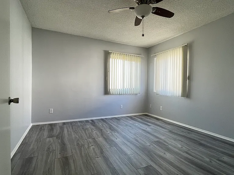 2250 N Frederic St #D — Photo 6