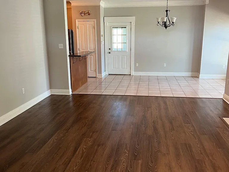 18548 Lake Camellia Ave — Photo 9