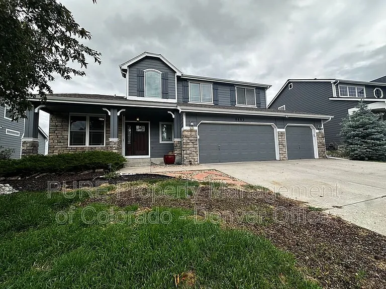 8602 Mallard Pl — Photo 1