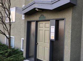 900 N 73rd St APT 104, Seattle, WA 98103