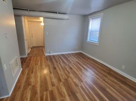 3303 W Juneau Ave. (5 Unit)