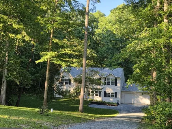 62 Cascade Ln, Fredericksburg, VA 22406