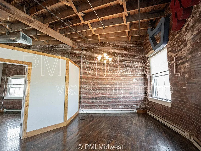 Lofts on Madison — Photo 77