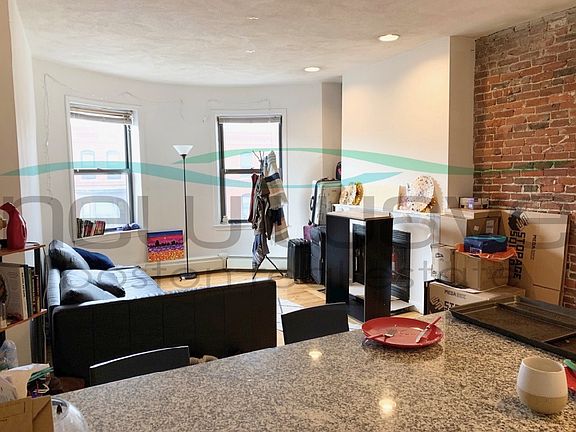 2nd image of 610 Columbus Ave #13