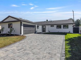 22038 Alamogordo Rd, Santa Clarita, CA 91350