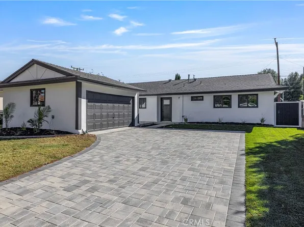 22038 Alamogordo Rd, Santa Clarita, CA 91350