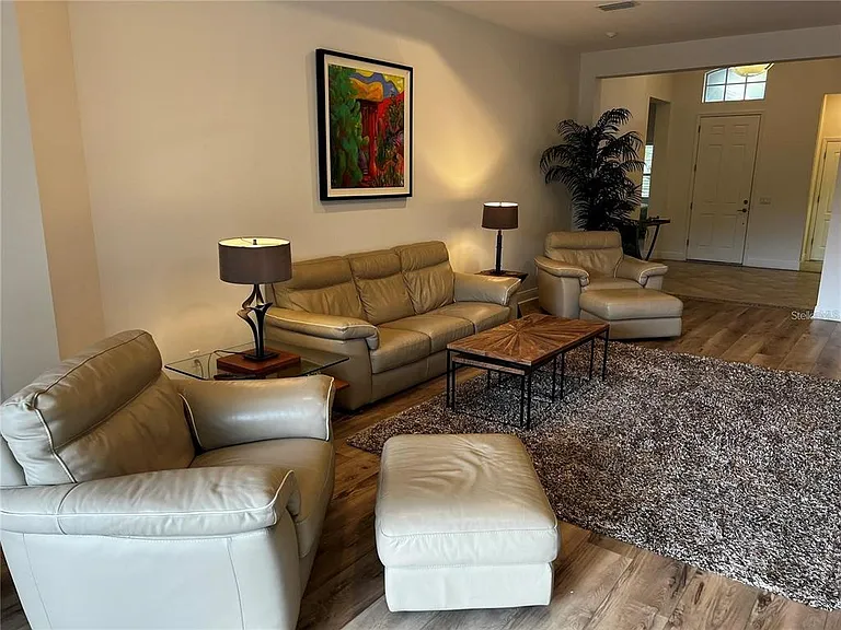 12051 Thornhill Ct — Photo 9