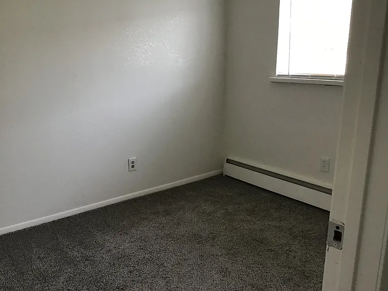 1002 W 30th Ave #25 — Photo 4