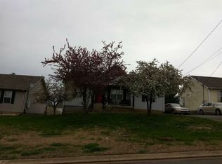 703 Welsh Dr, La Vergne, TN 37086
