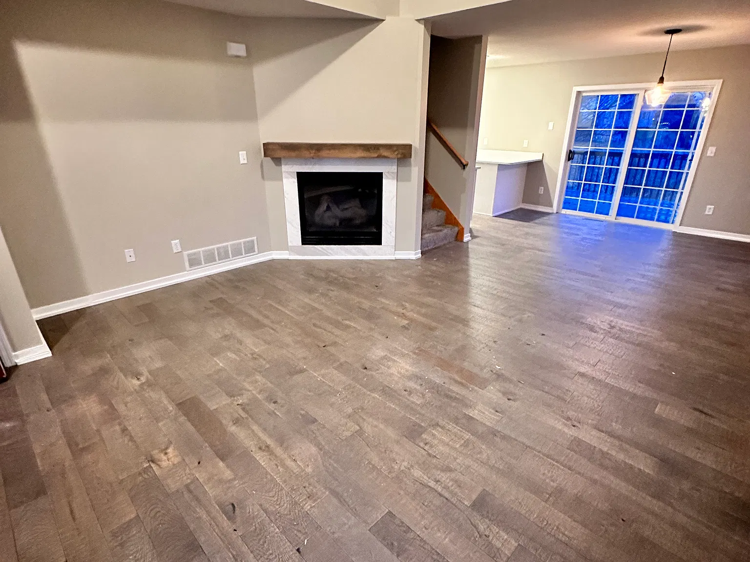 4 bed, 2.5 bath, 1850 sqft, $2,499 — Photo 4