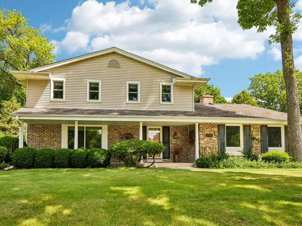 21700 Ann Rita DRIVE, Brookfield, WI 53045