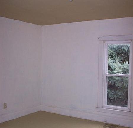 4th image of 125 W Adams St