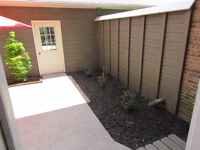 1309 Gray Hawk Rd #C — Photo 28