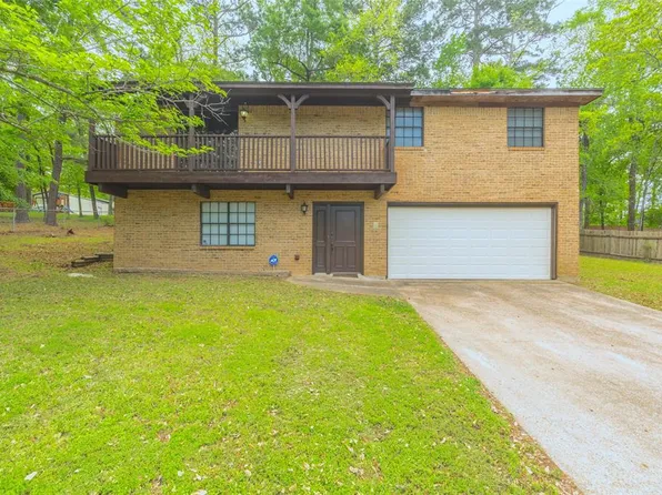 3653 Red Bud Ln, Huntsville, TX 77340