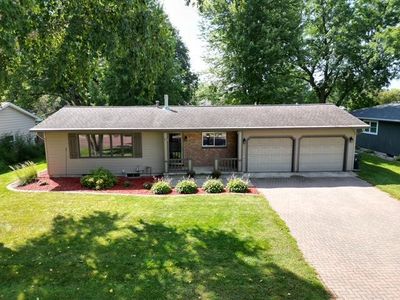 205 Viking Dr, Mankato, MN, 56001