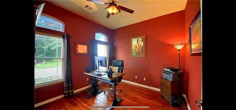 733 Edwards Walk Dr — Photo 5