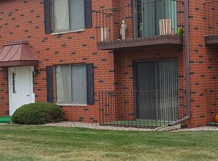 4430 Tama St SE #1, Cedar Rapids, IA 52403