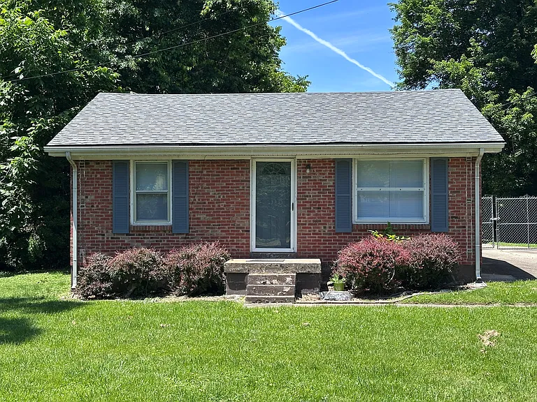 4926 Daleray Dr — Photo 1