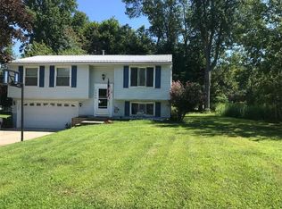 1229 Aris Dr, Erie, PA