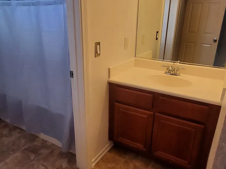 Jack & Jill bathroom
