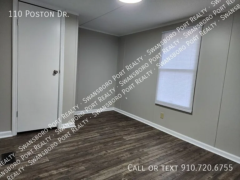 110 Poston Dr — Photo 27