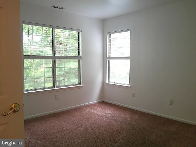 308 Diamond Dr — Photo 14