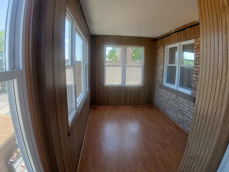 6510 W Higgins Ave #2 — Photo 35