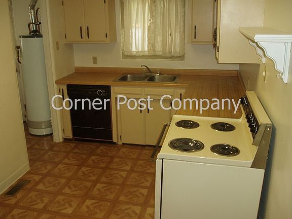 4th image of 507 Carlisle Blvd SE