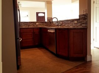 2235 Oxford Dr, Warrington, PA 18976