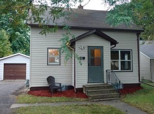 707 Lyndale Ave, Morris, MN 56267