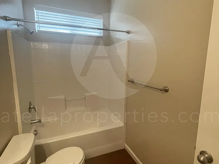 2859 S Oakhurst Ct — Photo 6