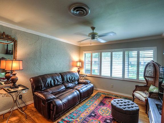 4th image of 2014 Gardenia Dr