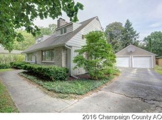 30 Montclair Rd, Urbana, IL 61801