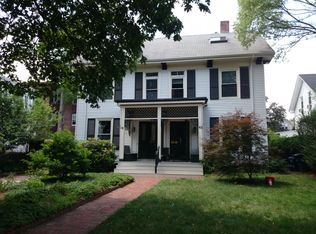 10 Holbrook St, Jamaica Plain, MA 02130