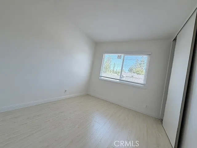775 Hampshire Ln — Photo 13