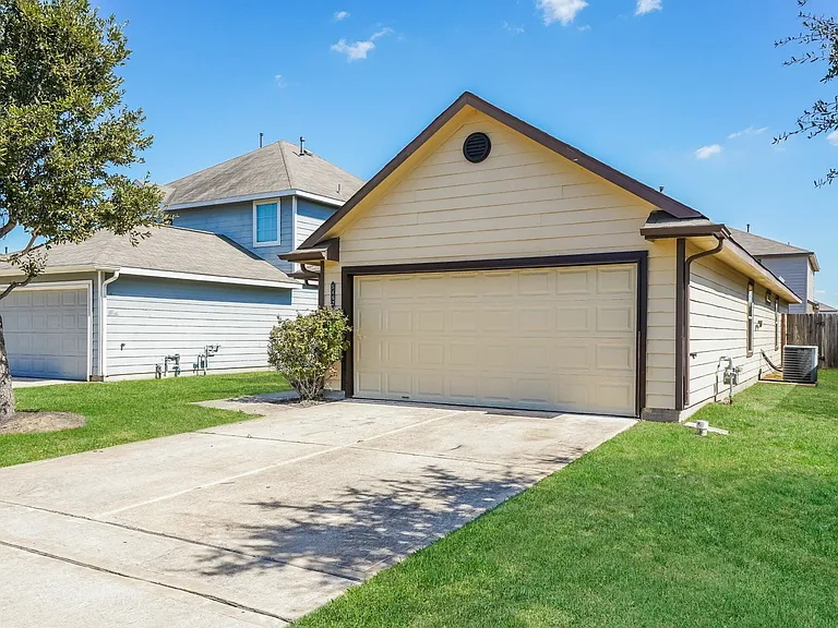 5462 Plantation Forest Dr — Photo 5