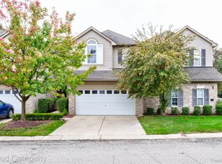 41435 Glade Rd, Canton, MI 48187