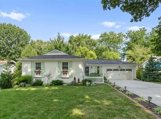 6108 W 85th Ter, Overland Park, KS 66207